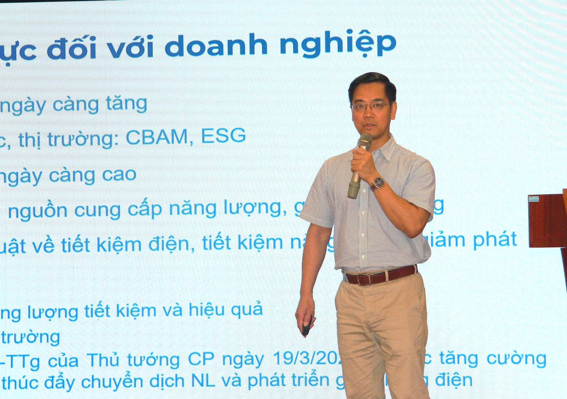 Ông Bùi Thanh Hùng - Tổng Giám đốc Công ty Cổ phần Tiết kiệm năng lượng Bách Khoaphát biểu tại Hội nghị